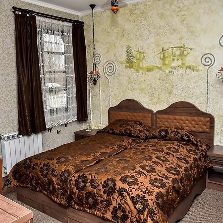 فندق Izvora 2 3*