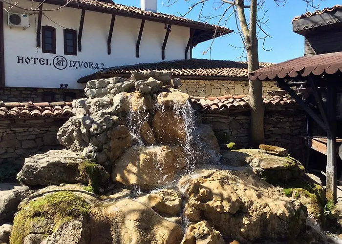 Izvora 2 Hotel 3*